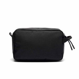Estuche de viaje para caballero Lacoste negro NU4787NE_000
