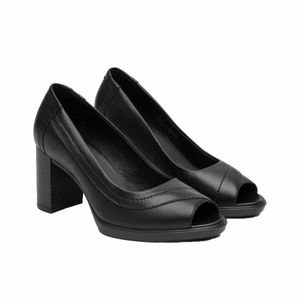 Zapatilla de vestir Flexi negro para dama 133902