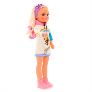 Muñeca Nancy maquillaje de arcoíris 700017110