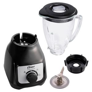 Licuadora Oster con vaso de vidrio negro blstkag-brd-013
